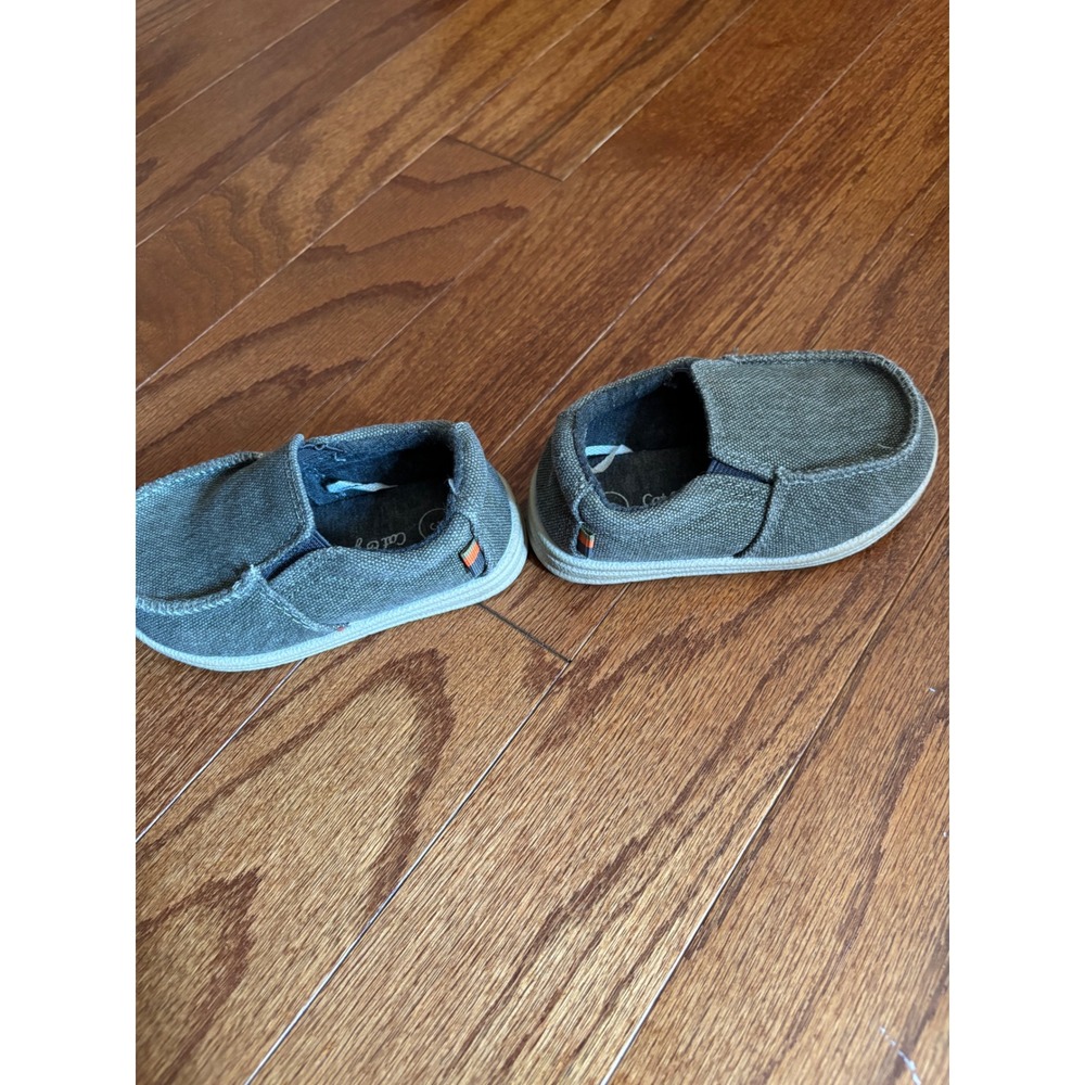 Cat & Jack Gray Slide On Toddler Shoes Size 5 - Picture 2 of 6